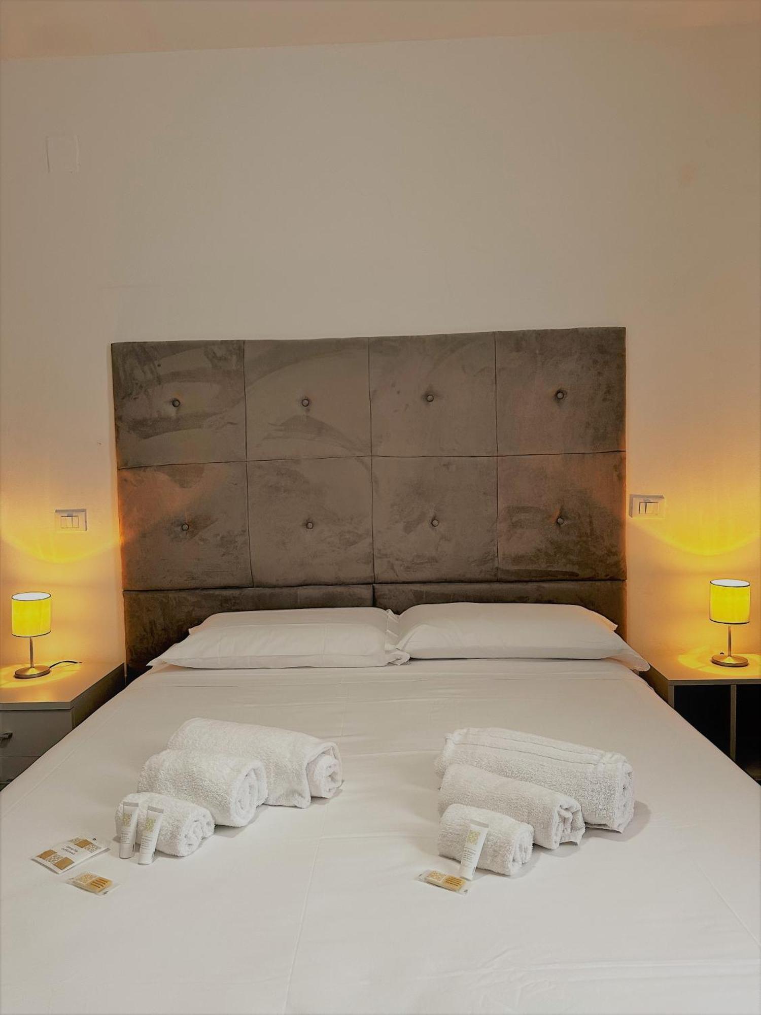Hotel The Flash - Venturina Terme Kültér fotó