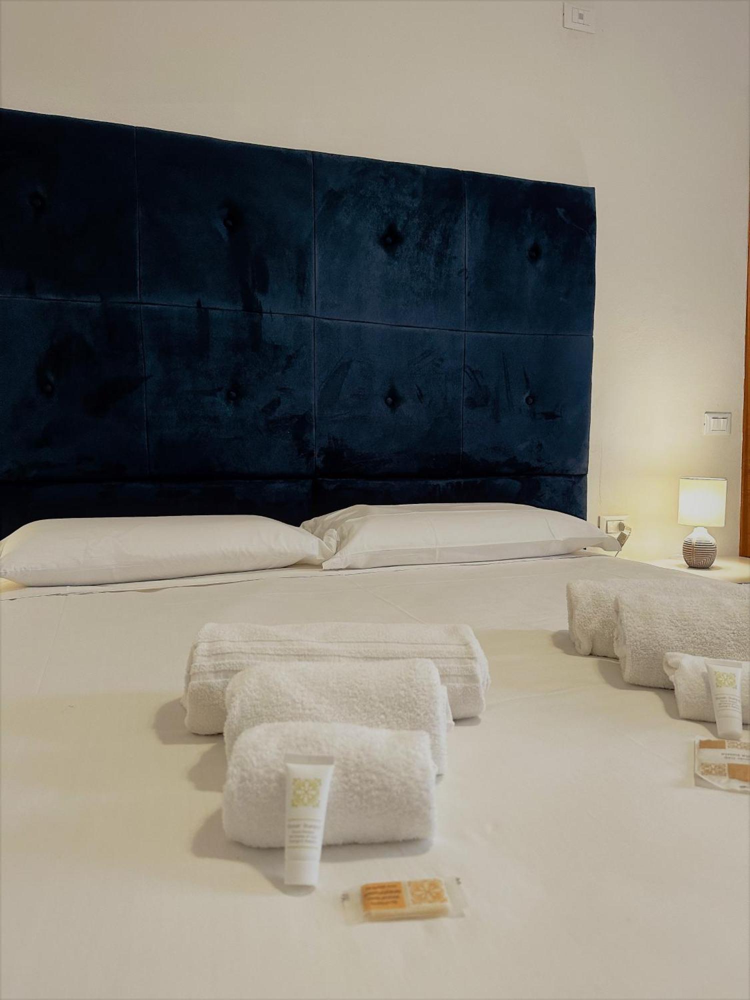 Hotel The Flash - Venturina Terme Kültér fotó