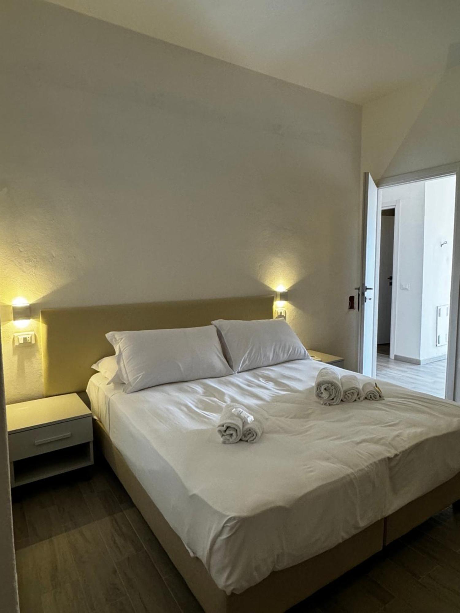 Hotel The Flash - Venturina Terme Kültér fotó